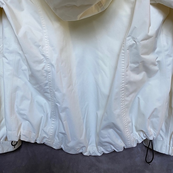 🎉NWOT EDDIE BAUER Rainfoil Packable Jacket, Size LG, Cream - Picture 9 of 12
